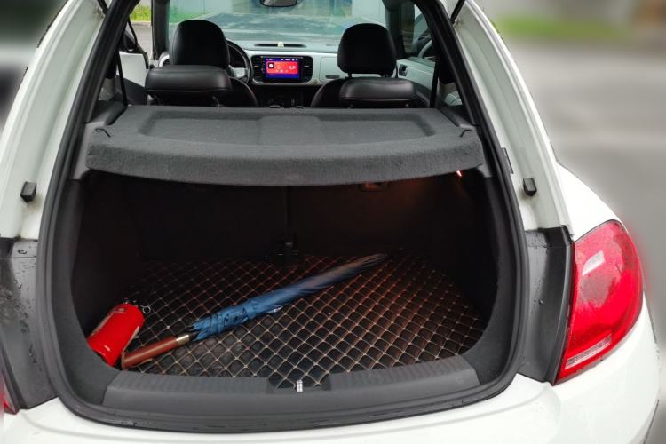 Used Volkswagen Beetle 2014 1.2TSI Fashion Edition Trunk