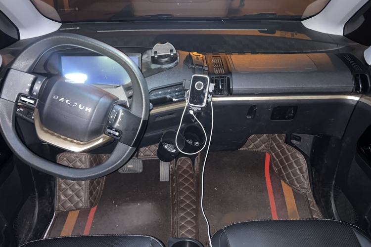 Used Baojun KiWi EV 2021 Artist Model Lithium Iron Phosphate