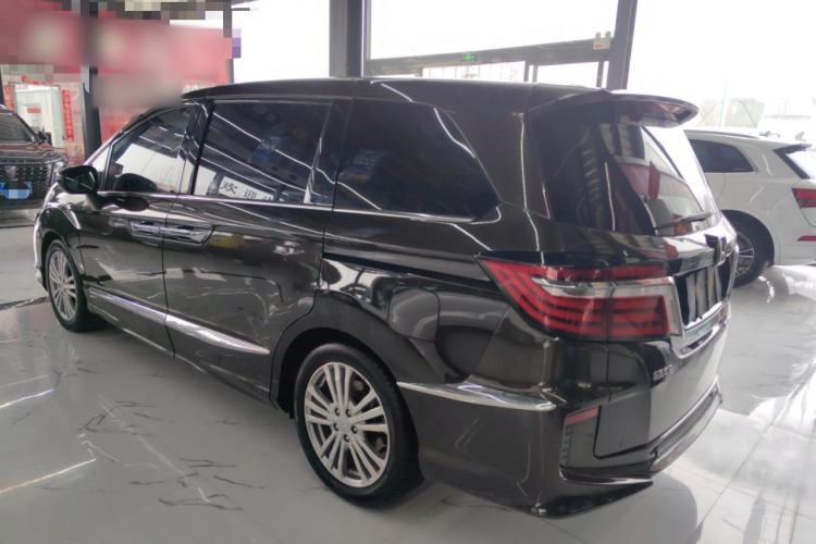 Used Honda Elysion 2016 2.4L Comfort Edition
