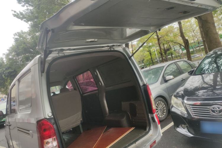 Used Wuling Rongguang V 2016 1.5L Practical Version
