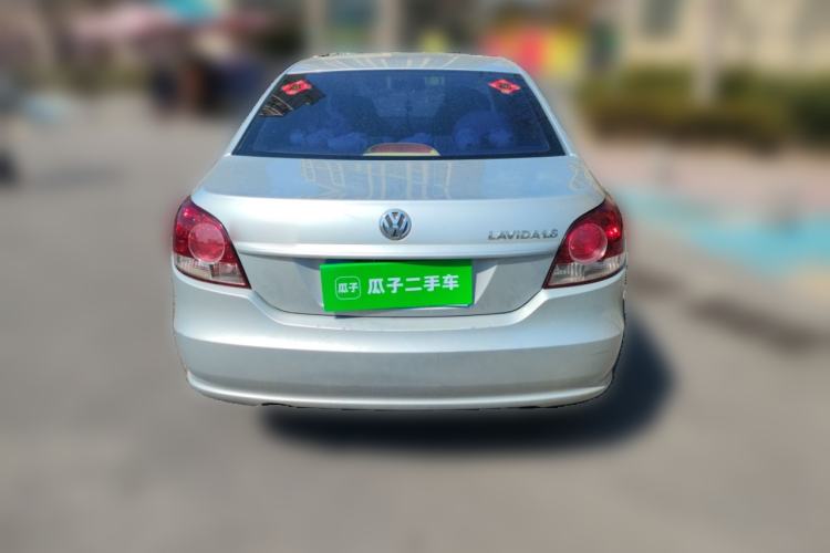 Used Volkswagen Lavida 2013 Classic 1.6L Manual Fashion Edition
