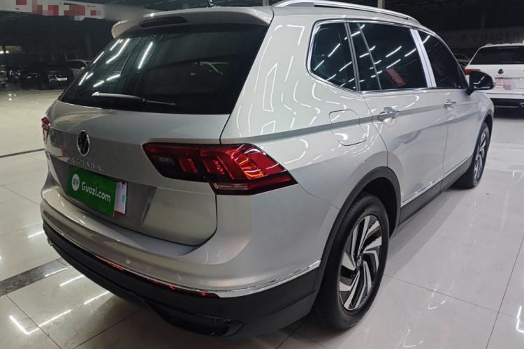 Used Volkswagen Tiguan L 2025 Model, Outstanding Version, 300TSI Automatic Two-Wheel Drive Longteng Edition