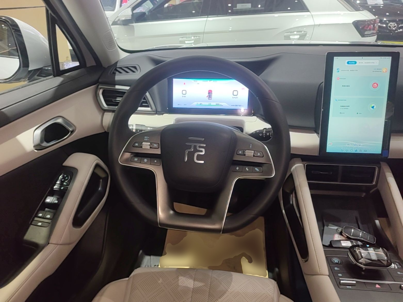 BYD Yuan UP 2024 401 km Active Version — снимка 13