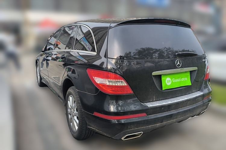 Used Mercedes-Benz R-Class 2017 R 320 4MATIC Business Edition Prestige Model
