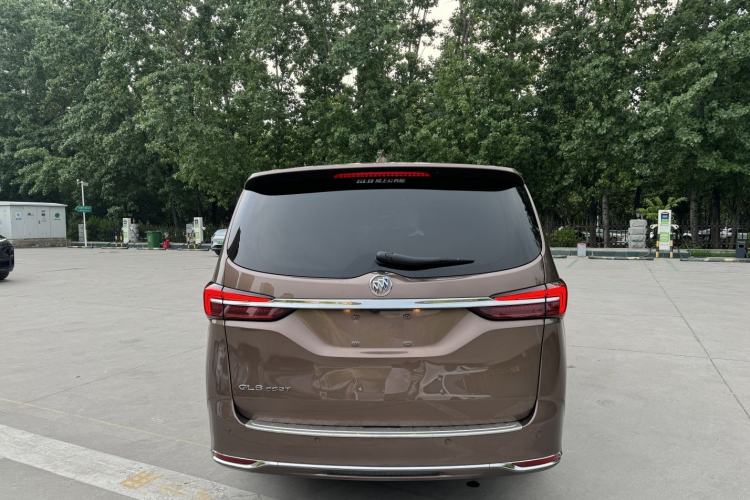 Used Buick GL8 2021 Land Cruiser Executive Class 652T Luxury Model
