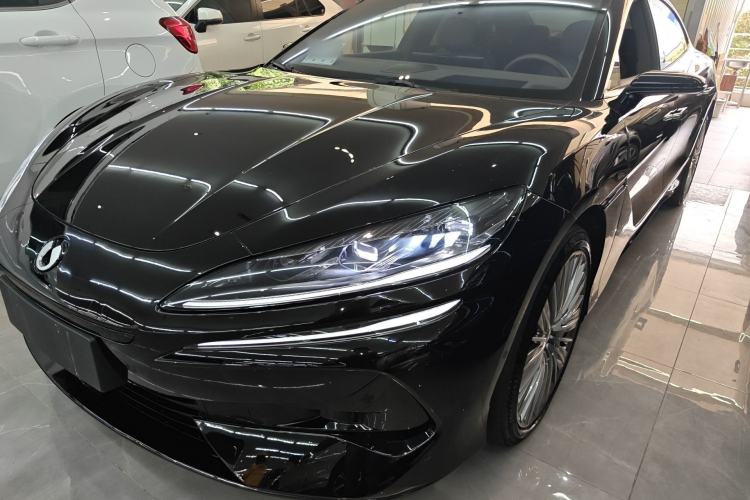 Used Denza Z9 2024 1100 km All-Wheel-Drive Ultra Version