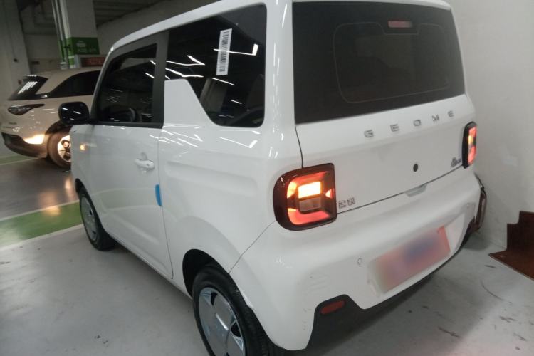 Used Geely Galaxy Panda 2024 Panda Mini 200km Endurance Bear
