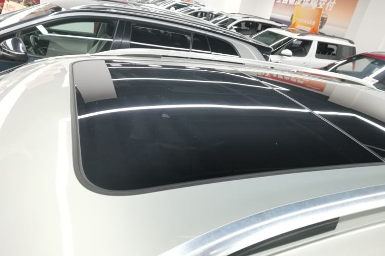 Used Volkswagen Tiguan L 2017 330TSI Automatic Two-Wheel Drive Luxury Edition