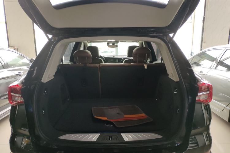 Used Buick Envision 2021 532T Two-Wheel-Drive Elite Version Trunk