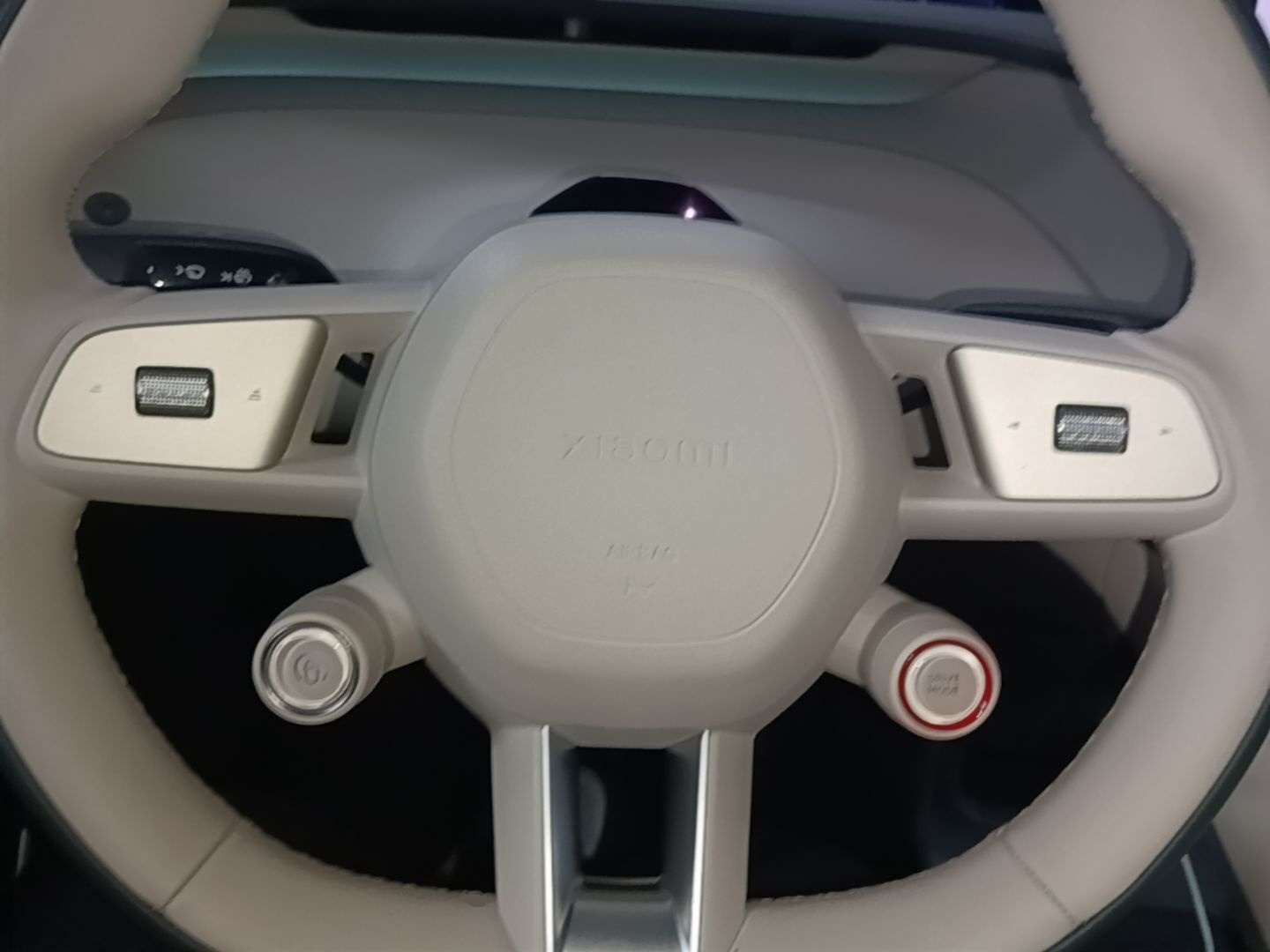 Xiaomi Auto YU7 2025 Ultra-Long Range All-Wheel Drive Pro Version — снимка 13