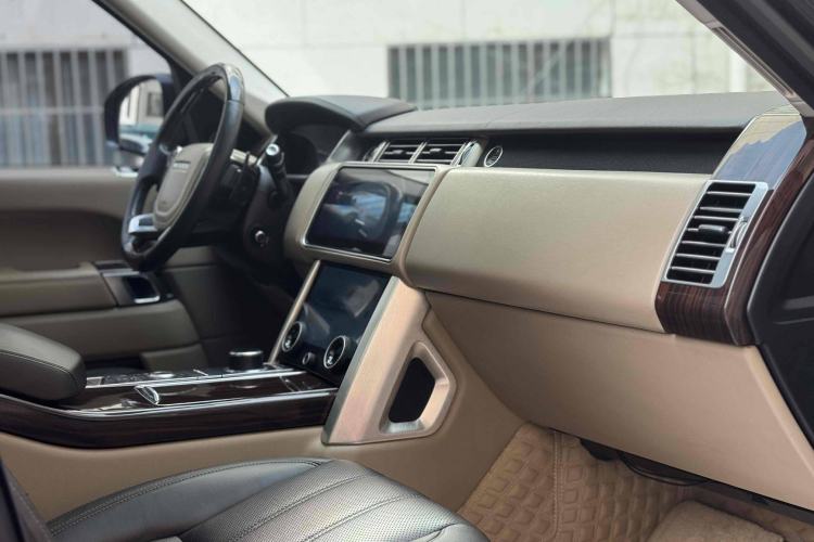 Used Land Rover Range Rover 2016 3.0 SC V6 Vogue Extended Version
