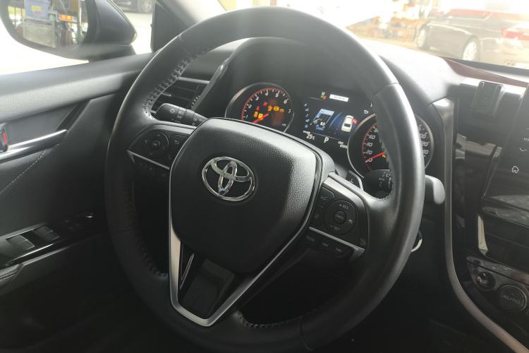 Used Toyota Camry 2021 2.0S FENGSHANG Edition