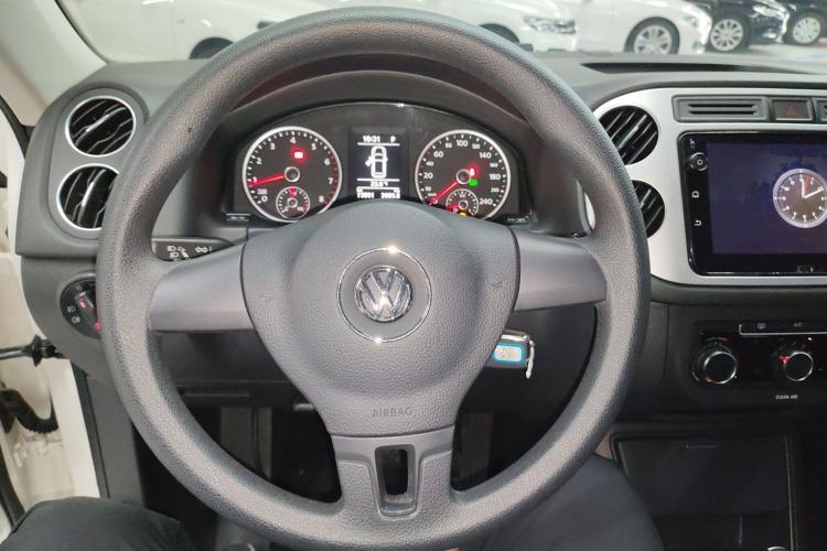 Used Volkswagen Tiguan L 2017 300TSI Automatic Two-Wheel Drive Silk Road Luxury Edition