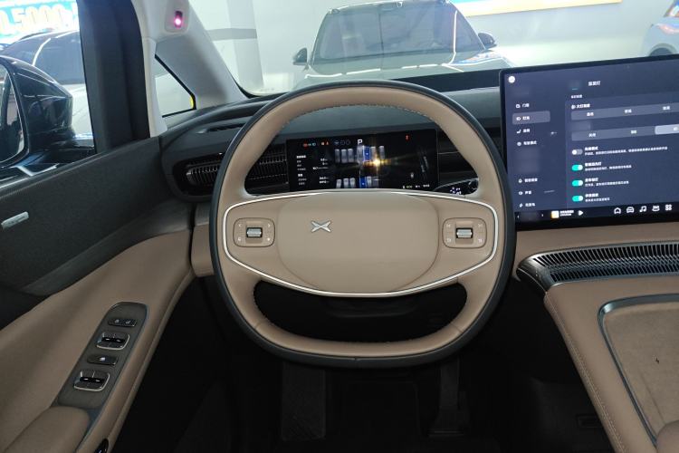 Used XPeng X9 2025 740 Ultra-Long Range Max