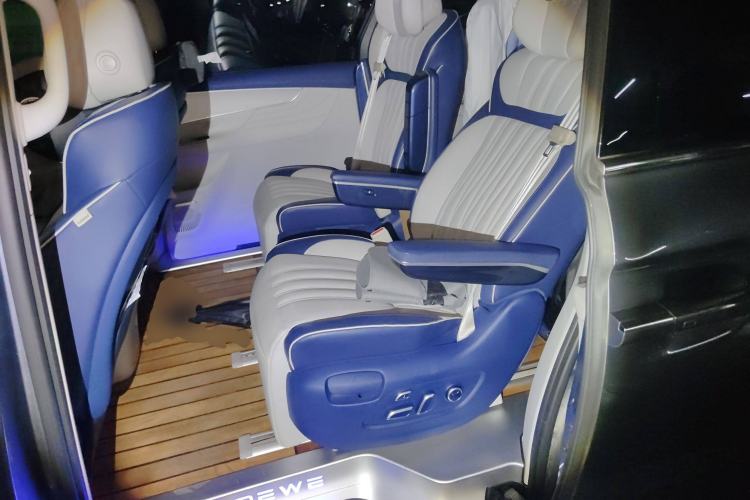 Used Roewe iMAX8 2022 400TGI Celebration Edition Left Rear Seat