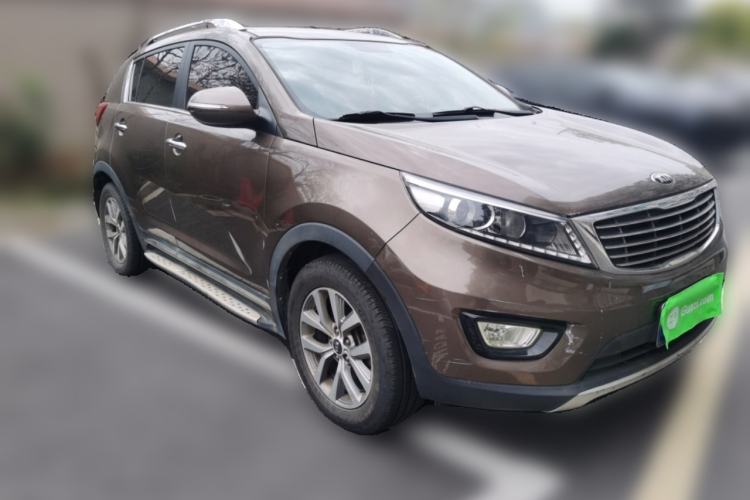 Used Kia Sportage R 2015 2.0L Automatic Two-Wheel Drive GLS Front Right 45 Deg