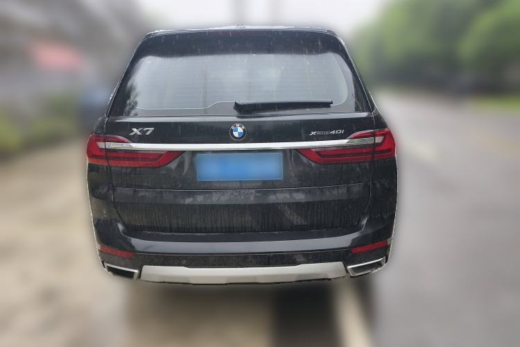 Used BMW X7 2021 Facelifted xDrive40i Luxury Package with Leading Features Rear