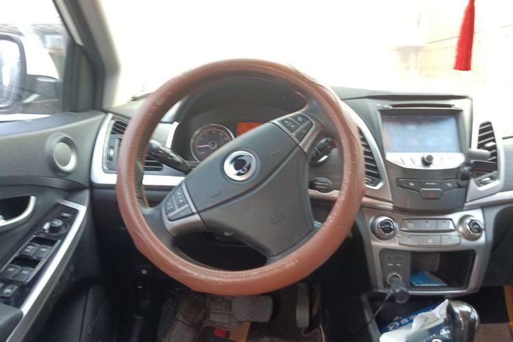 Used SsangYong Korando 2014 2.0L Gasoline Two-Wheel Drive Automatic Elite Navigation Edition