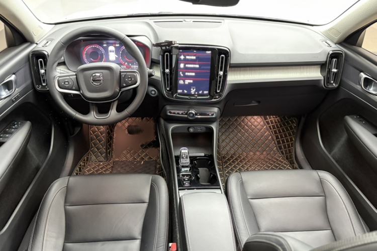 Used Volvo XC40 2022 T4 Four-Wheel Drive Smart & Luxurious Edition
