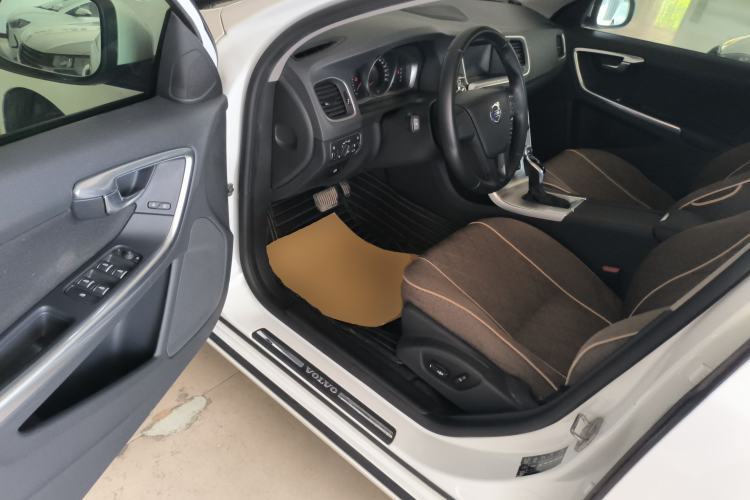 Used Volvo S60 2017 S60L T3 Smart Drive Edition Driver Seat