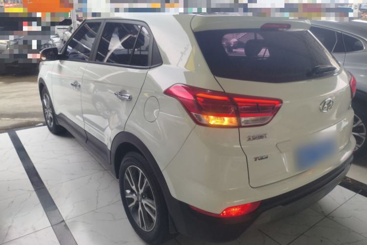 Used Hyundai ix25 2017 1.4T Automatic Smart Version
