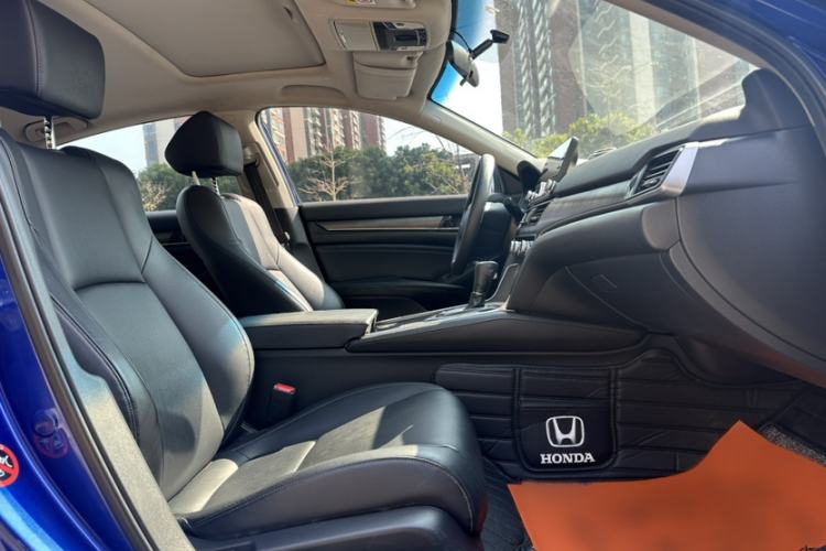 Used Honda Accord 2018 230TURBO Comfort Version National V