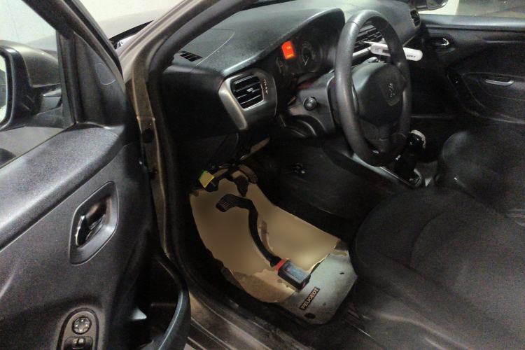 Used Peugeot 301 2014 1.6L Manual Comfort Edition
