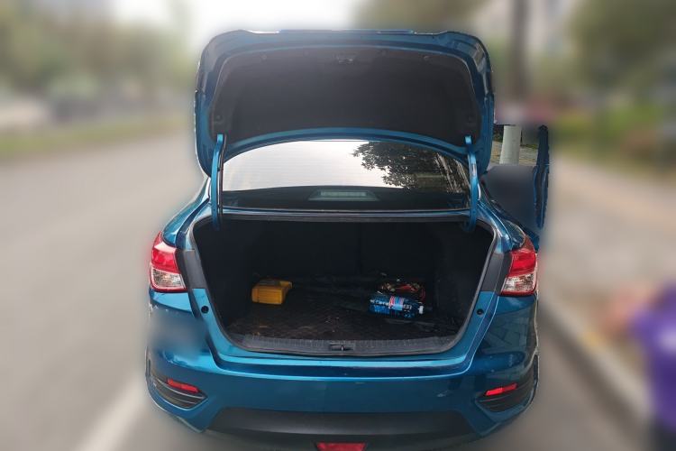 Used Nissan Lannia 2019 1.6L CVT Smart Connect Smart Cool Version China V Standard
