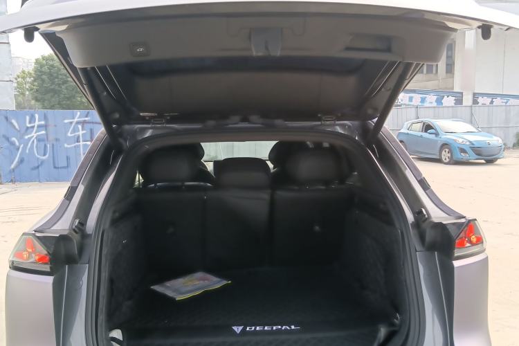 Used Deepal S07 2023 200Max Range-Extended Version
