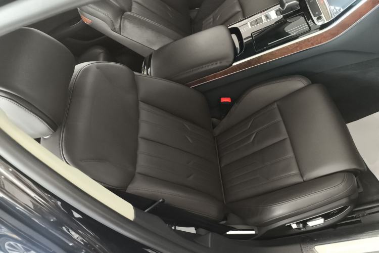 Used Audi A8 2018 A8L 55 TFSI quattro Launch Edition Prestige Model
