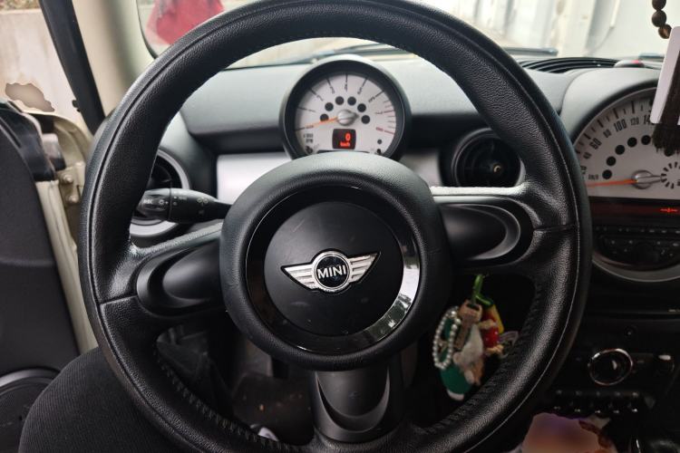 Used MINI MINI 2011 1.6L ONE
