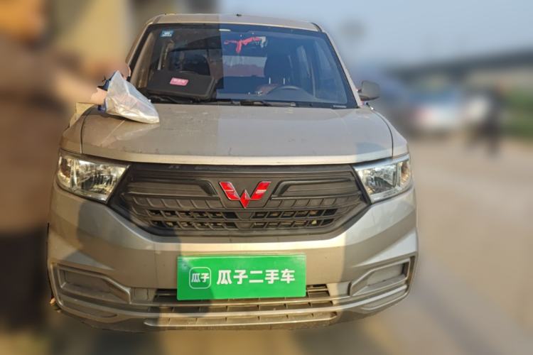 Used Wuling Hongguang V 2019 1.5L Standard Version China VI LAR Front