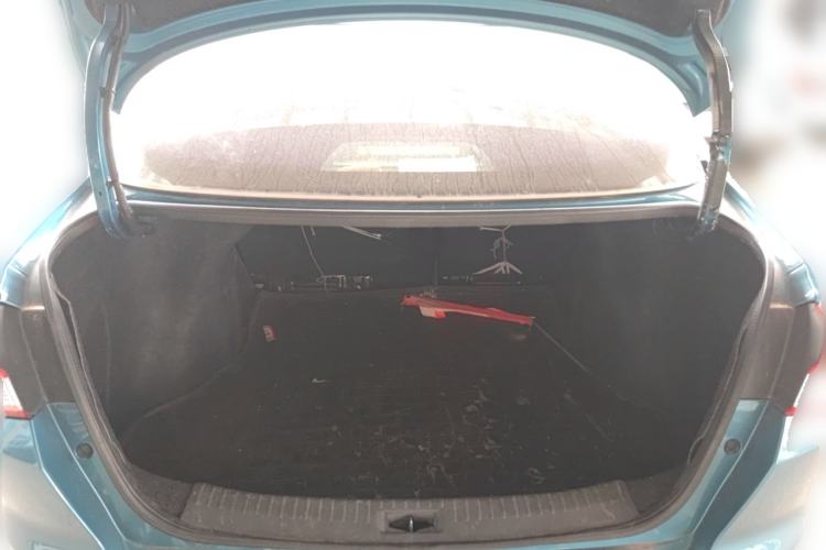 Used Nissan Lannia 2016 1.6L Manual Cool Edition Trunk