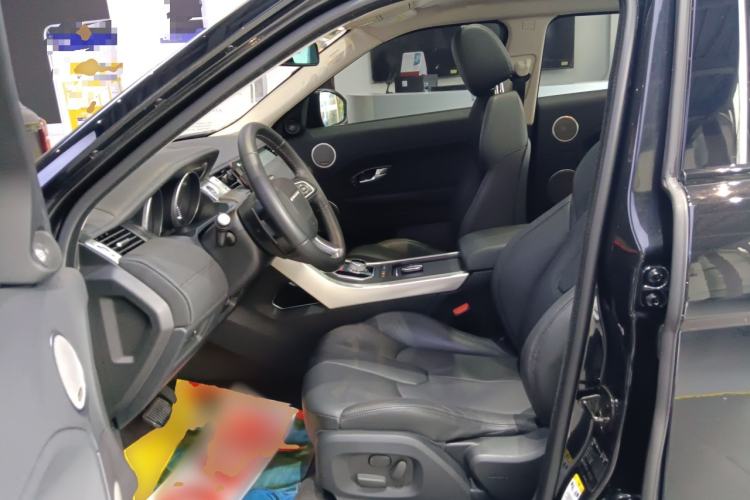 Used Land Rover Range Evoque 2015 2.0T Five-Door Zhiyao Edition Left Front Seat