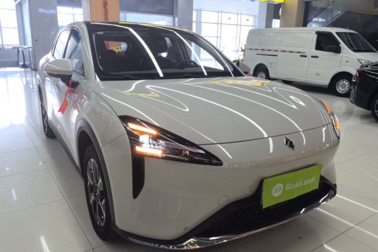 Used Baojun E6 2026 Model 500km Enjoyment Edition Front Right 45 Deg