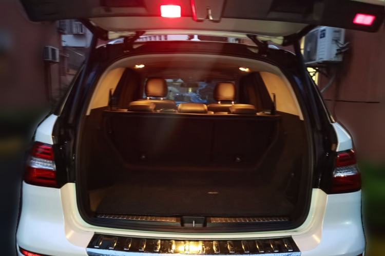 Used Mercedes-Benz M-Class 2012 ML 300
