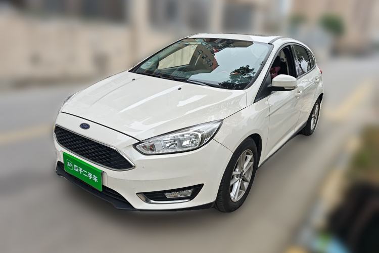 Used Ford Focus 2015 Hatchback 1.6L Automatic Fashion Edition