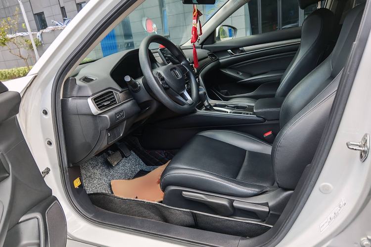 Used Honda Accord 2018 230TURBO Comfort Version National V