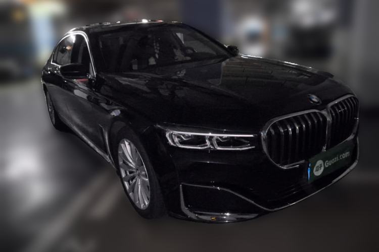 Used BMW 7 Series 2019 730Li Luxury Package Front Right 45 Deg