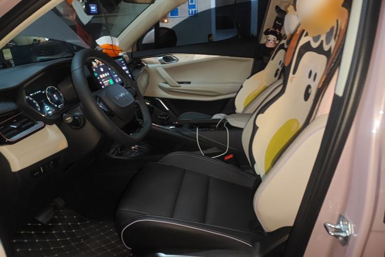 Used Lynk & Co 06 EM-P 2023 1.5T Remix PHEV Shero