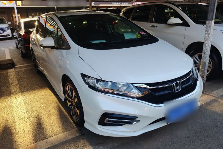 Used Honda Jade 2017 210TURBO CVT Fashion Edition 5-seater Front Right 45 Deg