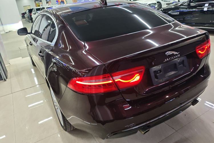Used Jaguar XEL 2019 2.0T 200 PS Deluxe Edition Rear Left 45 Deg