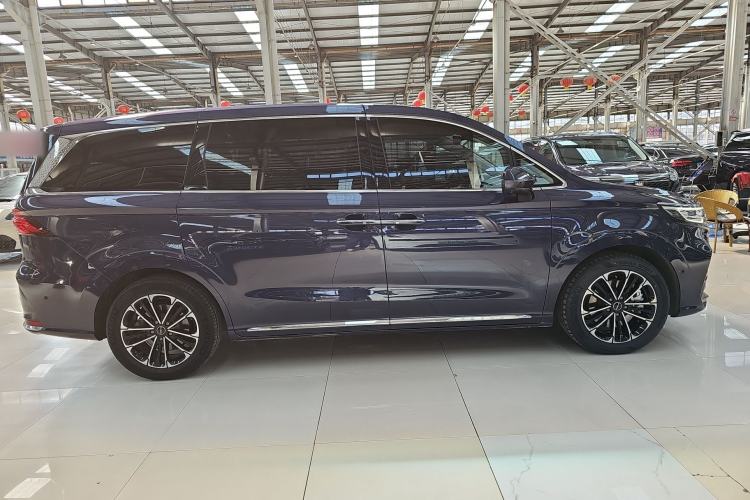 Used Roewe iMAX8 2021 400TGI Supreme Series Ultimate Edition
