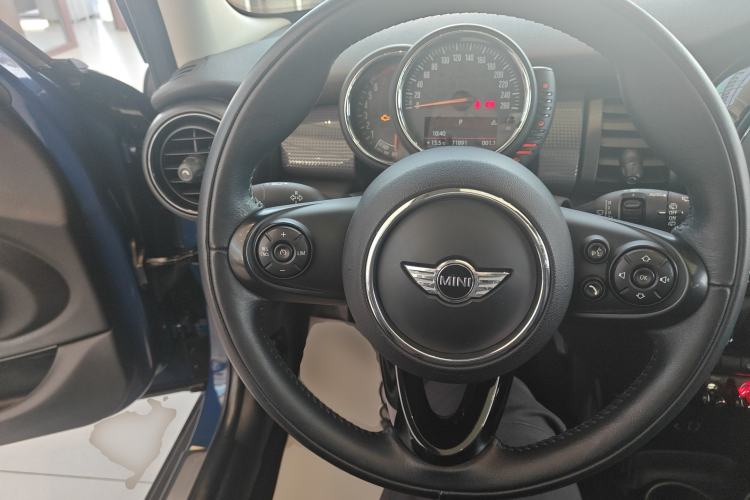 Used MINI MINI 2016 1.5T COOPER Five-Door Edition