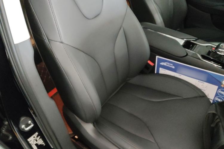 Used Hongqi E-QM5 2023 Revised Version Basic Travel Edition
