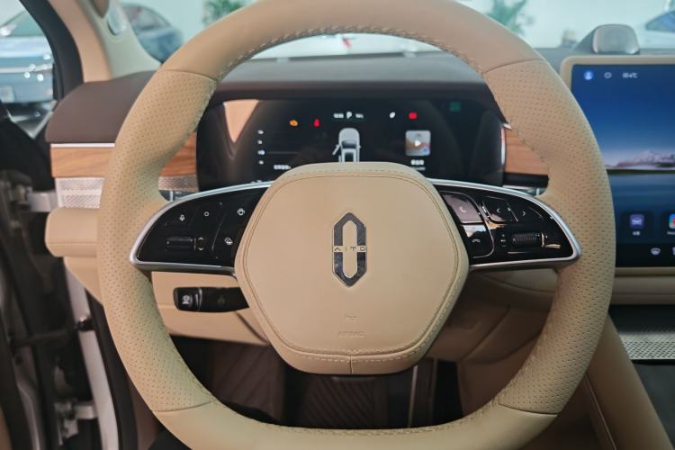 Used Hima AITO M7 2024 1.5T Rear-Drive Plus Version 5 Seats