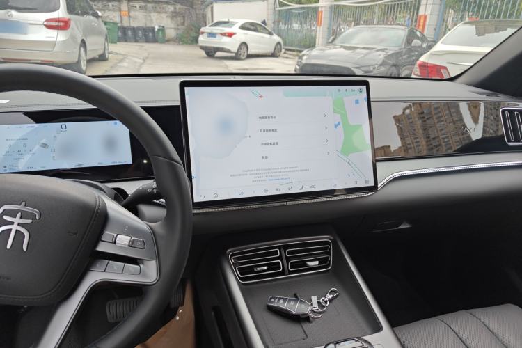 Used BYD Song Pro New Energy 2025 Second-Generation Intelligent Driving Version DM-i 115KM Excellence Edition Center Console