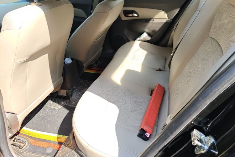 Used Chevrolet Cruze 2015 1.5L Classic SE MT Left Rear Seat