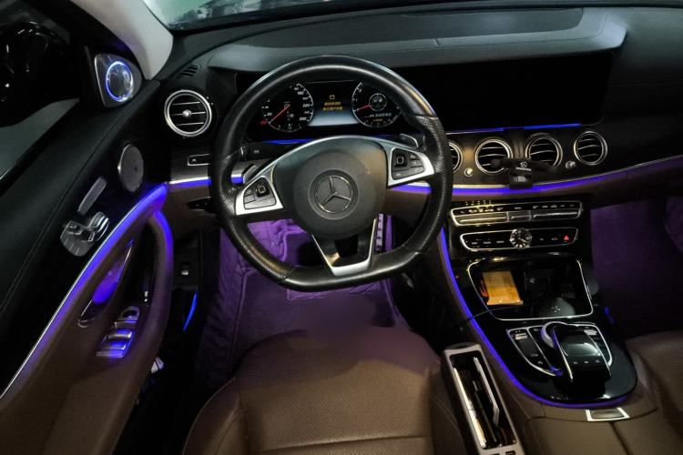 Used Mercedes-Benz E-Class 2016 E 300 L Sporty and Stylish Model
