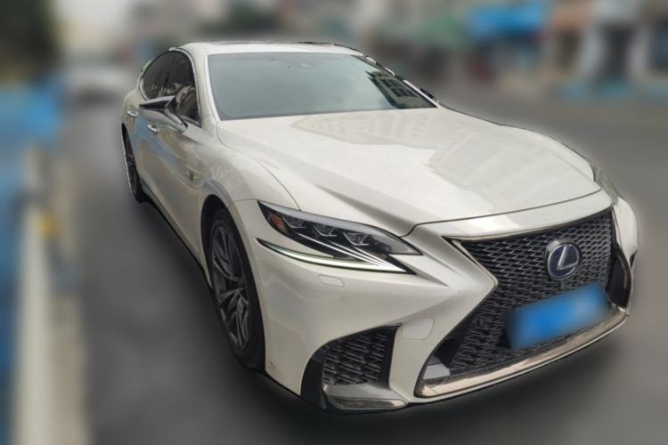 Used Lexus LS 2018 500h F SPORT China VI